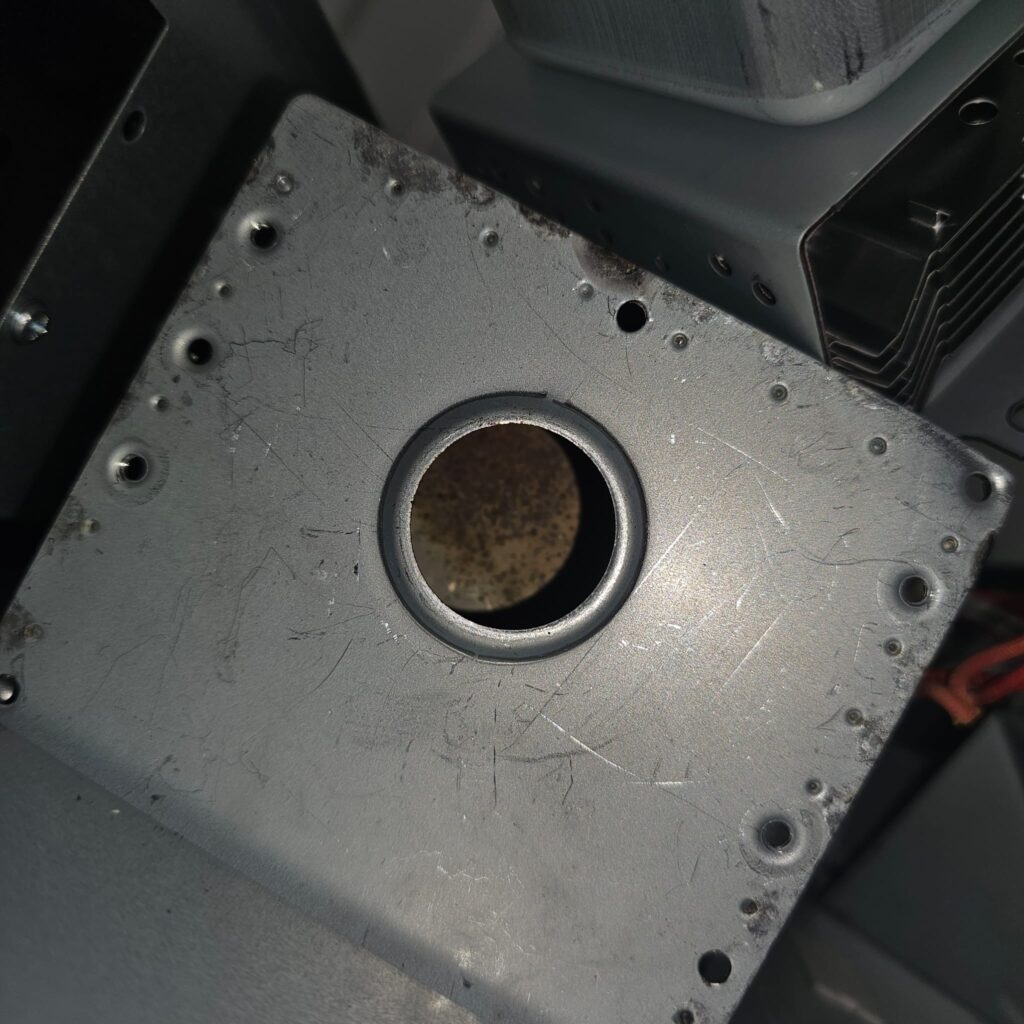 Bosch microwave not heating - worn and corroded stirrer coupler found as the actual cause